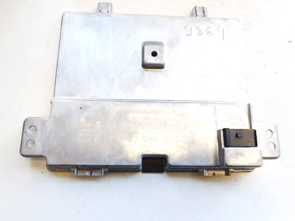 P175510000D Tesla Model Y 2023 Anderen Computern