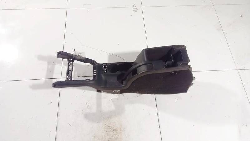 1Z1863241 Skoda Octavia 2009 Center console