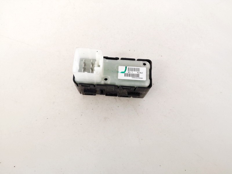 04602787AA Chrysler 300C 2009 Stiklo valdymo mygtukas (lango pakeliko mygtukai) - Thumbnail 2