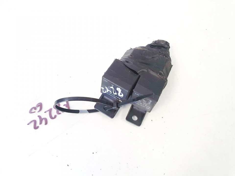 SCB1M1240 Ford Mondeo 1998 Relay module