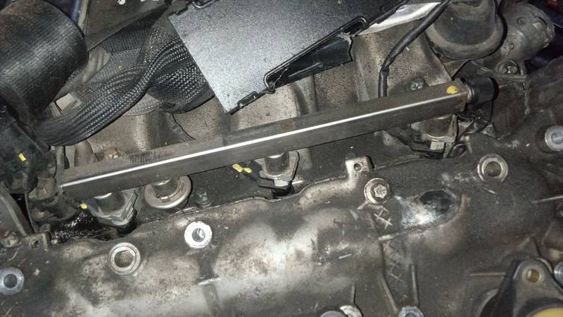 A2720700995 Mercedes-Benz ML-CLASS 2007 Fuel injector rail (injectors)(Fuel distributor) - Thumbnail 2