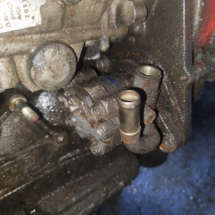 08057015 Nissan Almera 2000 Pump assembly - Power steering pump - Thumbnail 2