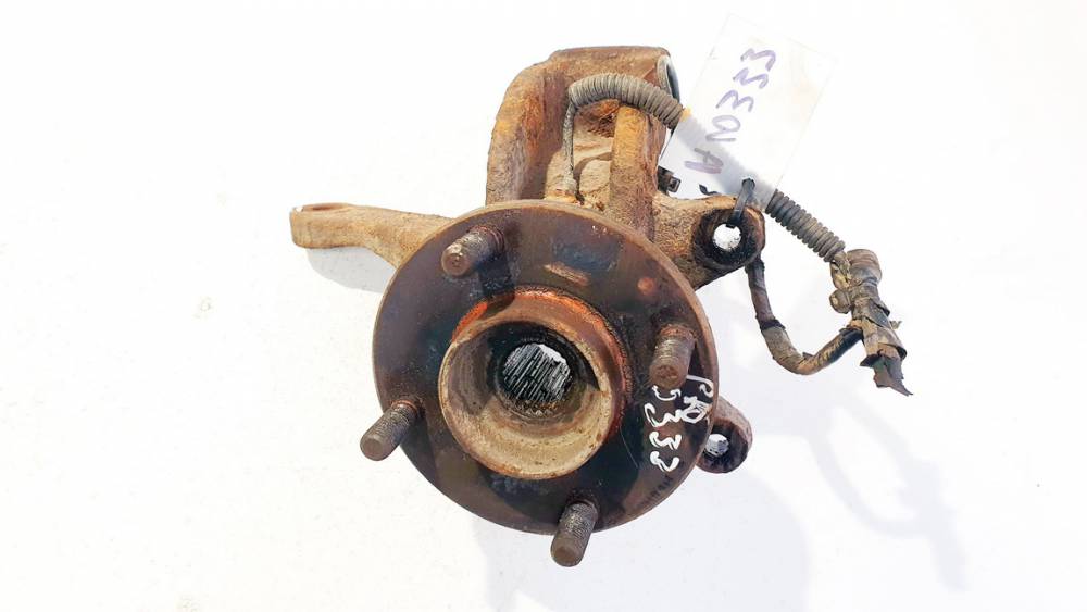 Ford Fusion 2004 Steering knuckle - FRONT RIGHT