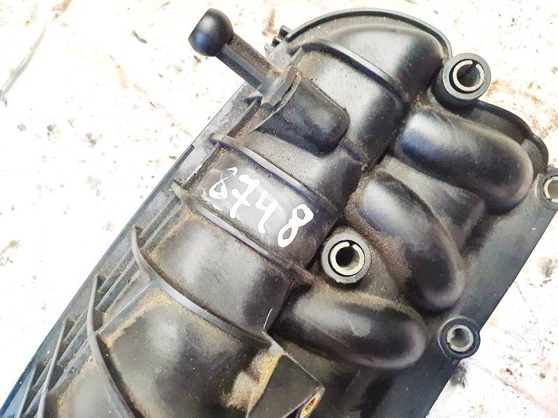 Volkswagen Passat 2006 Ansaugkrümmer Ansaugbrücke - Thumbnail 2