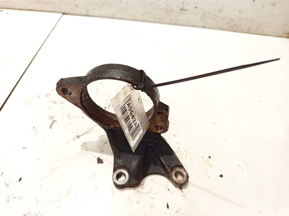 Toyota Auris 2007 Wspornik silnika