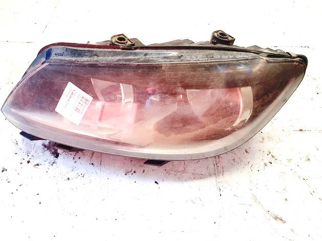 Volkswagen Touran 2014 Zibintas P.K.