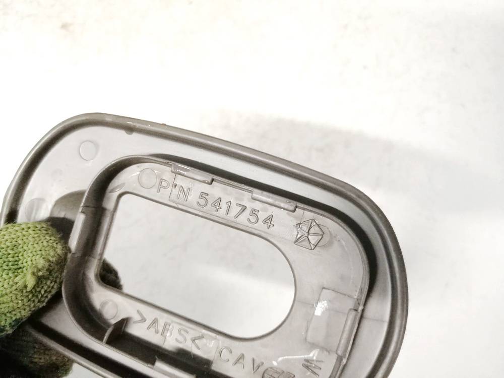 541754 Chrysler PT Cruiser 2002 Wykończenie wnętrza (plastikowe elementy) - Thumbnail 3