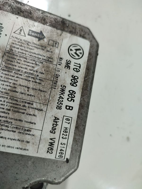 5WK43518 Volkswagen Touran 2004 Airbag crash sensors module - Thumbnail 3