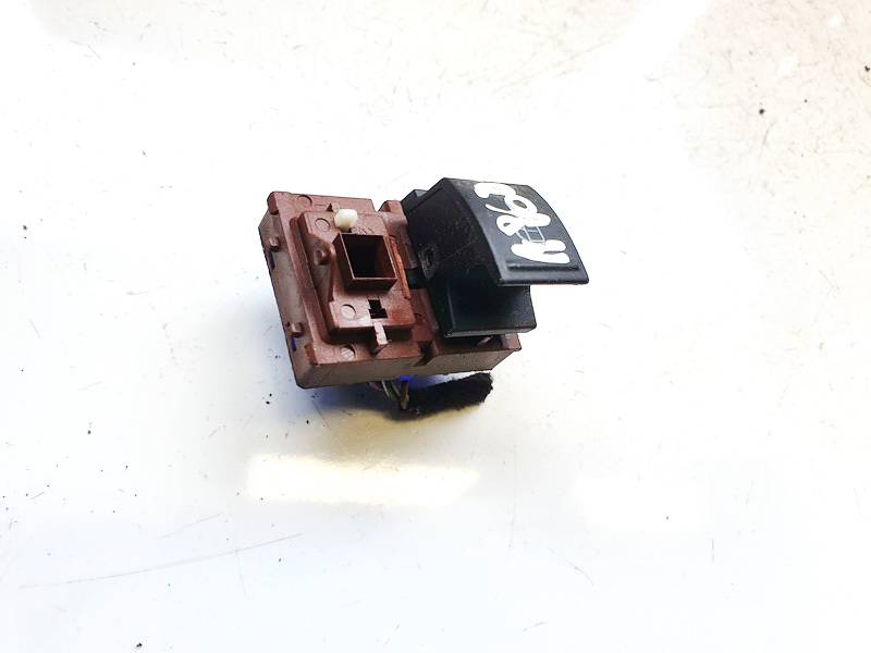 3C0959903B Volkswagen Passat 2007 Bouton trappe à essence Carburant - Thumbnail 2