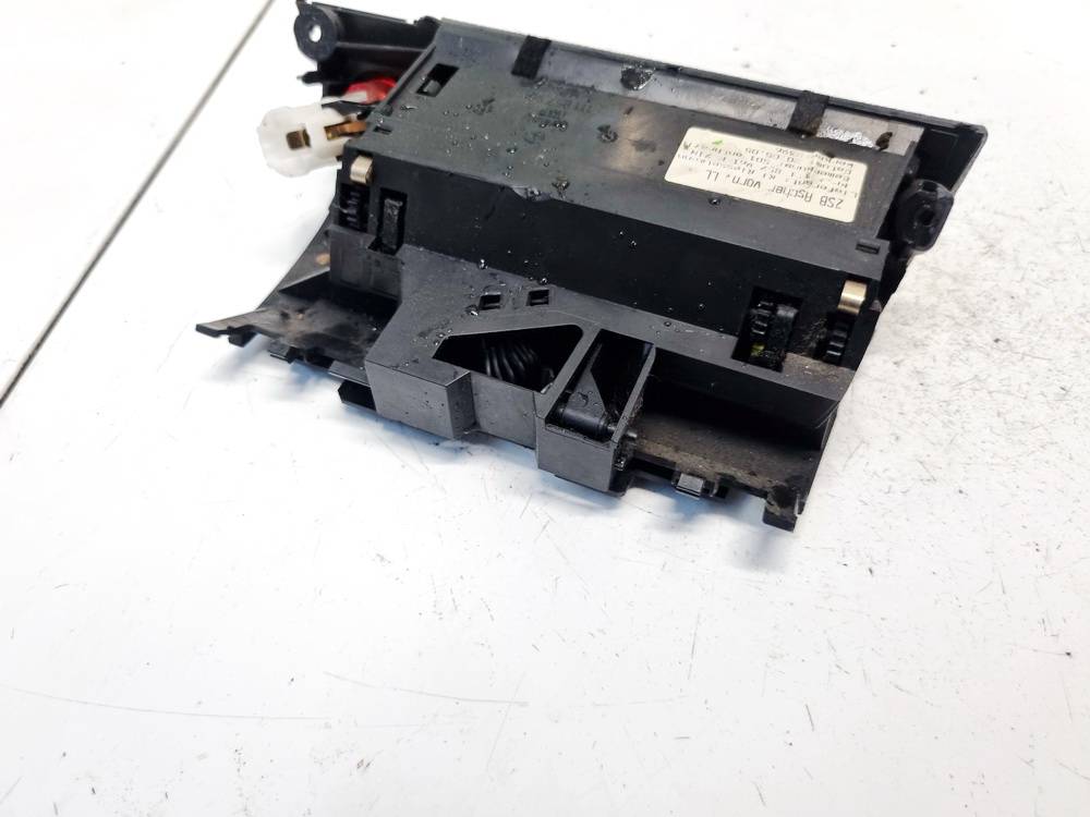 1T1857961 Volkswagen Touran 2005 Center Console Ashtray (Ash Tray) - Thumbnail 3