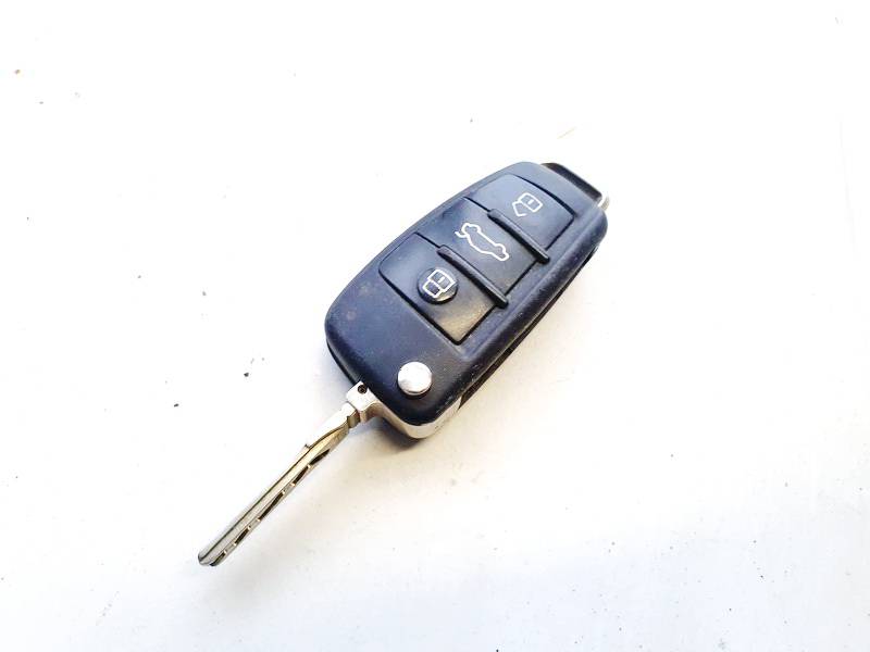 033140101 Audi Q7 2007 Remote Key - Thumbnail 3