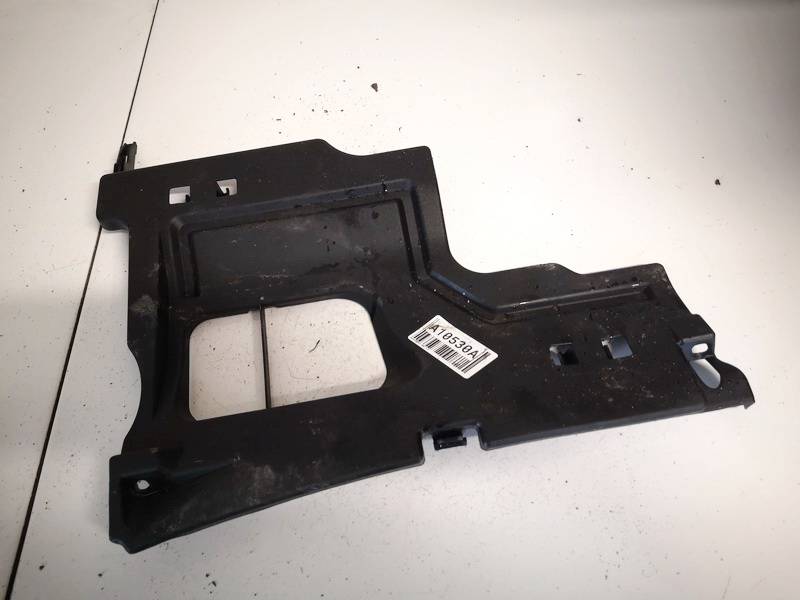 5560602030 Toyota Auris 2007 PLASTICOS-Otros soportes