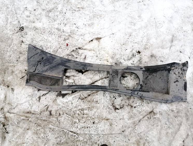 4B1819417B Audi A6 1999 Wiper Muolding - FRONT