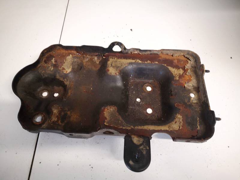 Chevrolet Captiva 2007 Battery Hold Down
