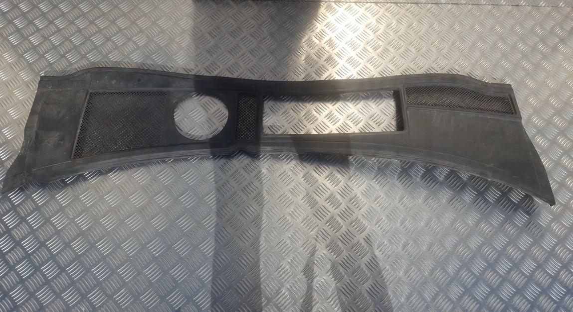 4B1819417B Audi A6 1999 Wiper Muolding - FRONT