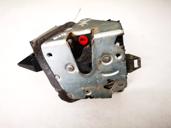 BMW 5-Series 1998 Durvju slēdzene