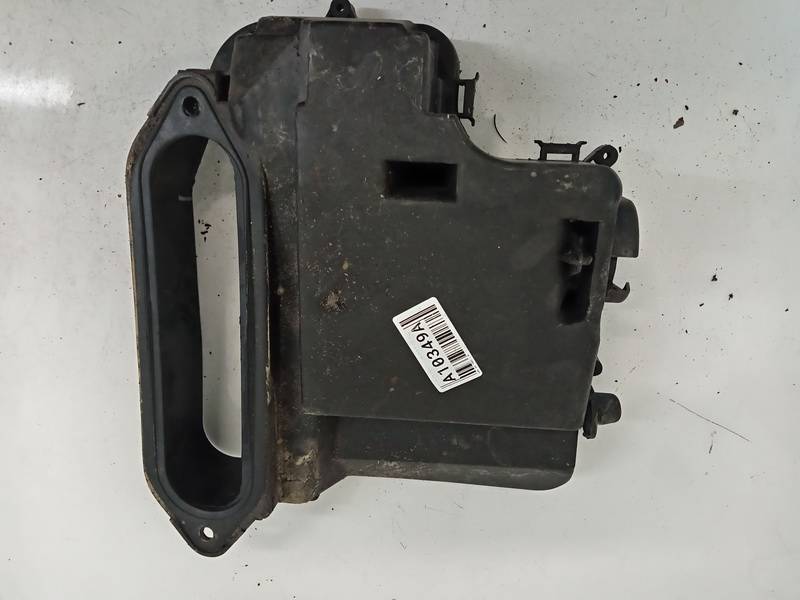 8D1907355B Audi A4 1999 Air filter box