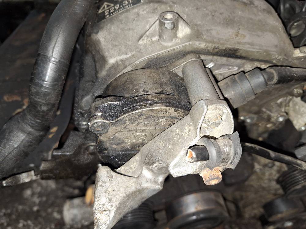 Mercedes-Benz C-CLASS 2004 Pompa próżniowa układu hamulcowego