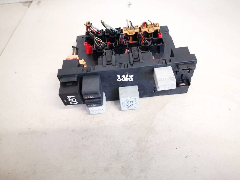 1K0937049N Skoda Octavia 2005 Fuse box