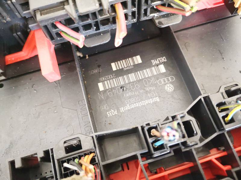 1K0937049N Skoda Octavia 2005 Fuse box - Thumbnail 3