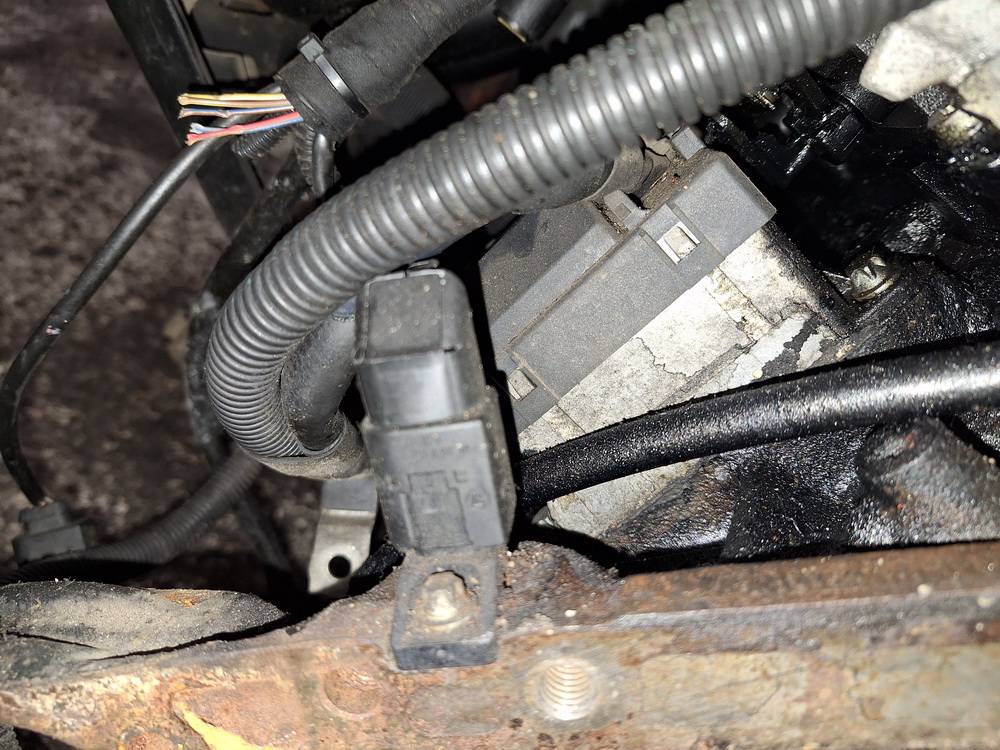 Mercedes-Benz C-CLASS 2004 Dolny czujnik Halla