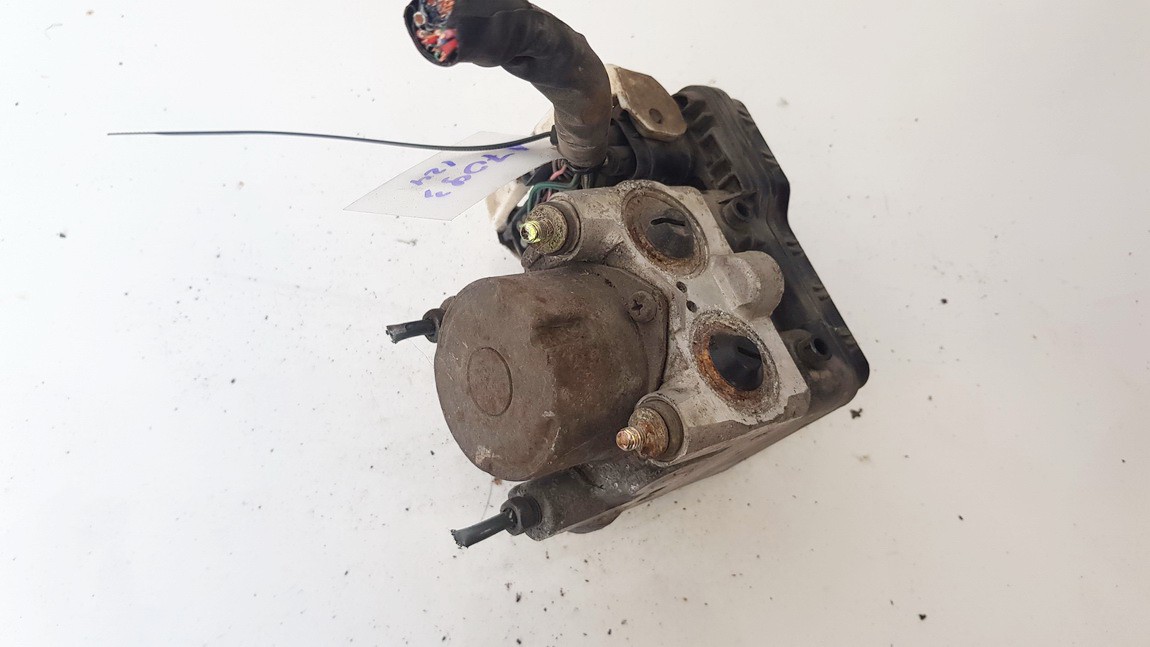 4451028080 Toyota Previa 2001 ABS Unit (ABS Brake Pump)