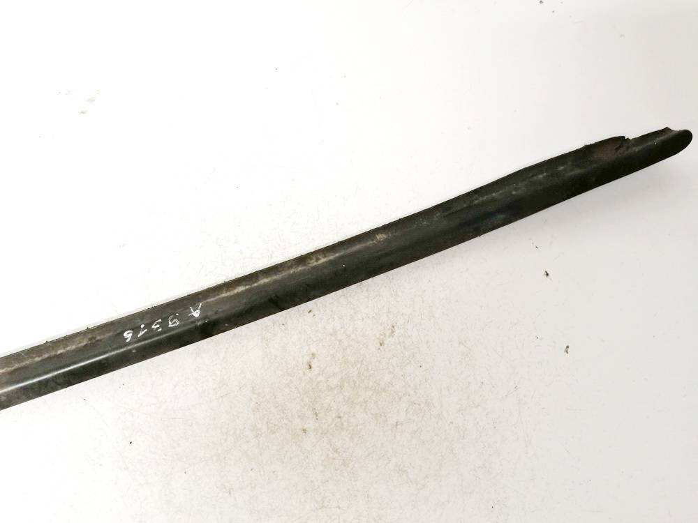 Opel Astra 2005 Glass Trim Molding-weatherstripping - REAR RIGHT - Thumbnail 3