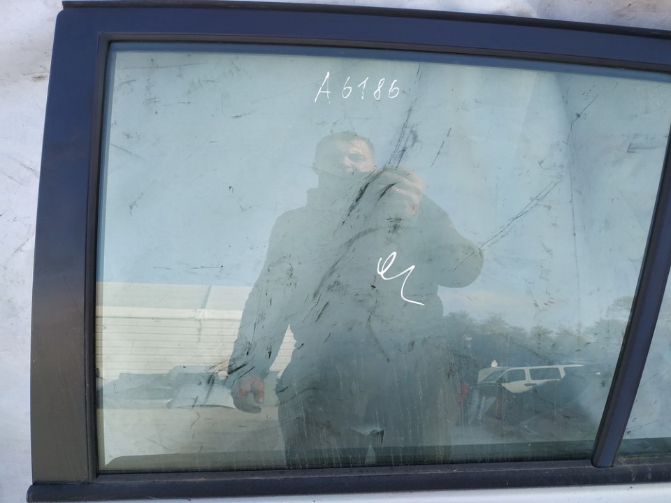 Toyota RAV-4 2002 Duru stiklas G.K.