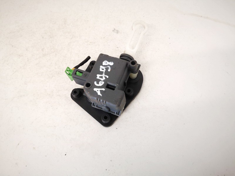 8E9827833 Audi A6 2001 Fuel Flap Motor