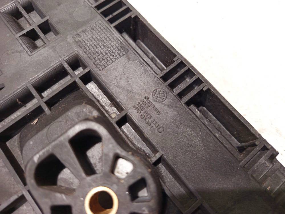 1K0915333C Volkswagen Golf Plus 2005 Battery Boxes - Trays - Thumbnail 3