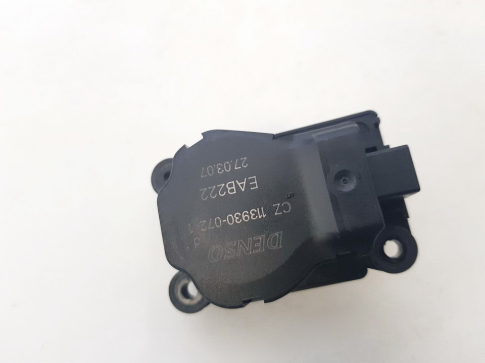 CZ1139300721 BMW 1-Series 2007 Heater Vent Flap Control Actuator Motor - Thumbnail 2