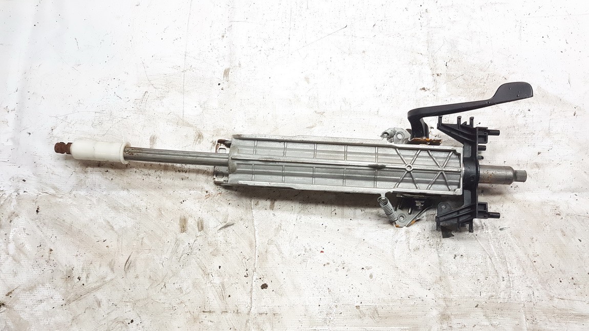 12012501900 BMW 1-Series 2012 Estate Steering Column
