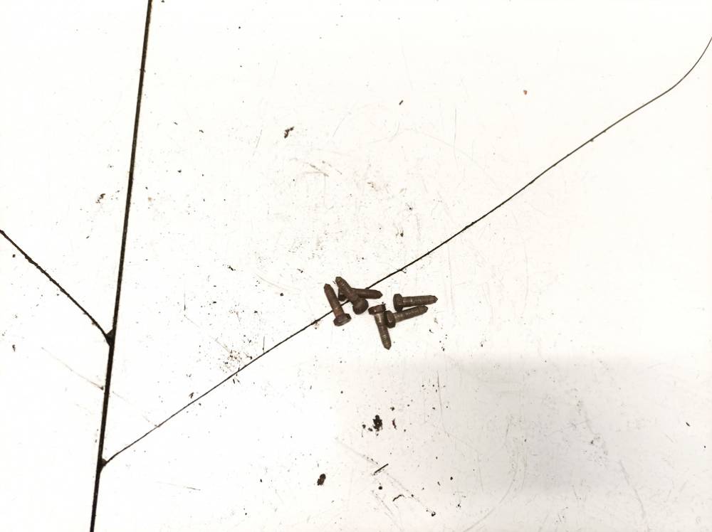 Opel Astra 2001 Pressure Plate screw