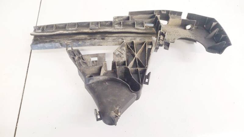 30699110 Volvo V50 2004 Kiti laikikliai