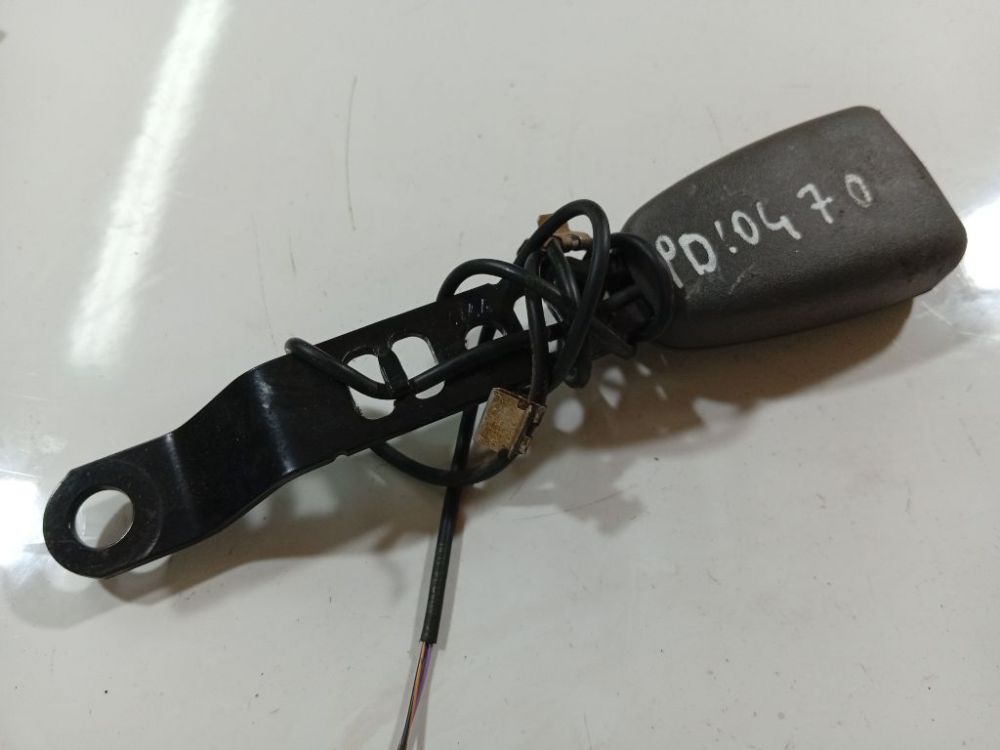 Volvo S60 2004 Zaczep pasa bezpieczeństwa - PRZEDNIE PRAWE