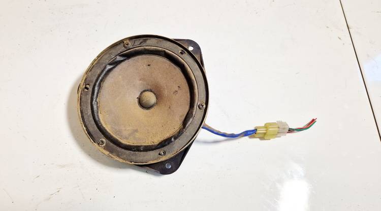 EAS16P475CL Subaru Forester 2000 Auto skaļrunis