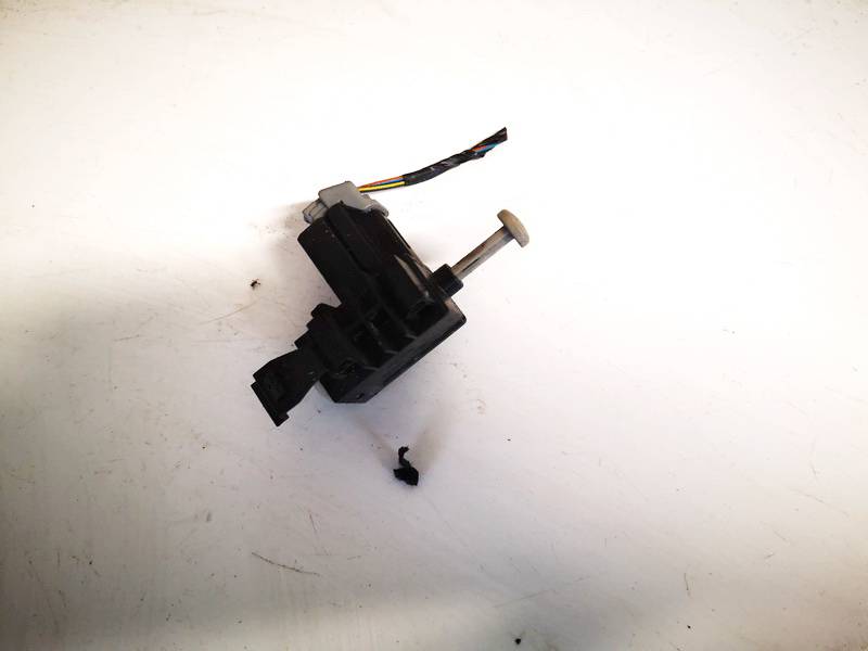 U3NFA Ford Fiesta 2014 Czujnik świateł hamulca (przekaźnik-klakson)