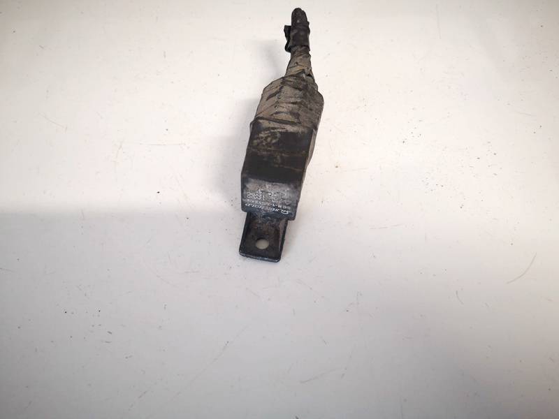 SCB1M1240 Mitsubishi Pajero Sport 1999 Relay module