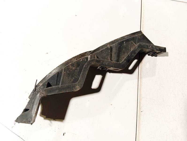 3C0807890 Volkswagen Passat 2007 Etuvalon kiinnike - EDESSÄ OIKEALLA - Thumbnail 2