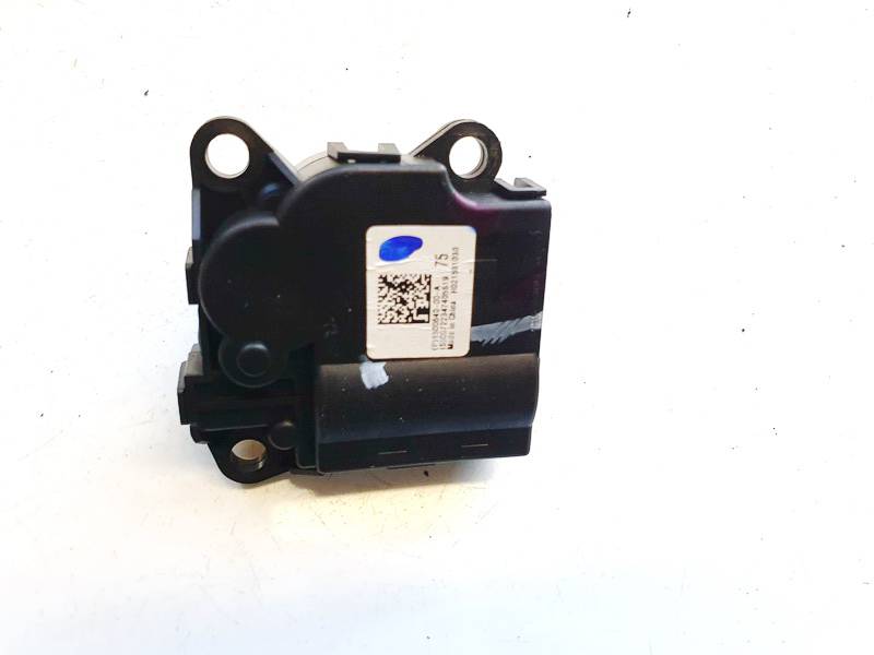 150064000A Tesla Model Y 2023 Stellmotor Heizungsstellmotor Gebläse - Thumbnail 2