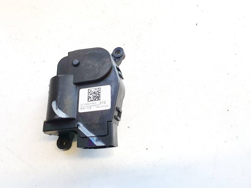 150062300A Tesla Model Y 2023 Stellmotor Heizungsstellmotor Gebläse - Thumbnail 3