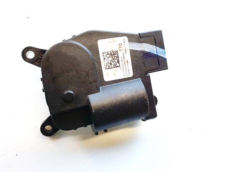 150062700A Tesla Model Y 2023 Stellmotor Heizungsstellmotor Gebläse