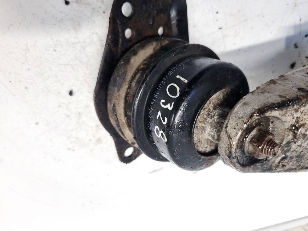 6R0199167AA Skoda Fabia 2010 Poduszki silnika oraz poduszki skrzyni biegów - Thumbnail 4