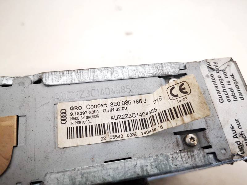 8E0035186J Audi A3 2005 Radio samochodowe - Thumbnail 3