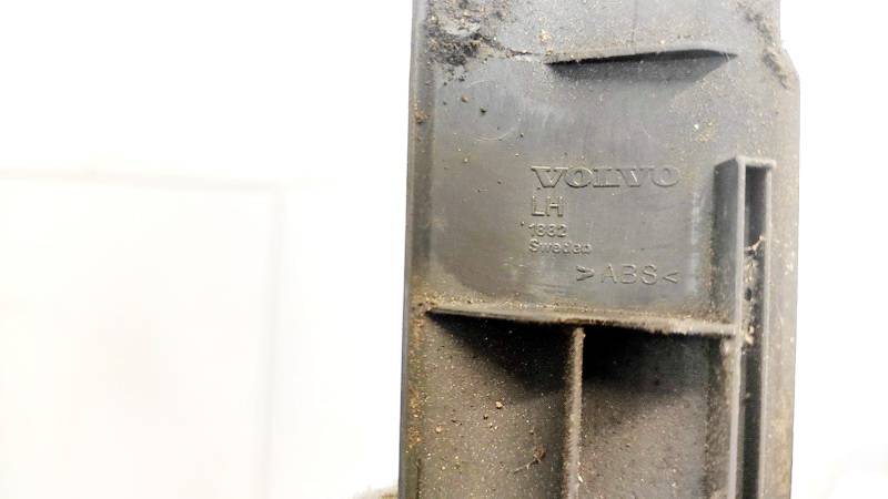 1882 Volvo V70 1999 Kiti laikikliai - Thumbnail 3