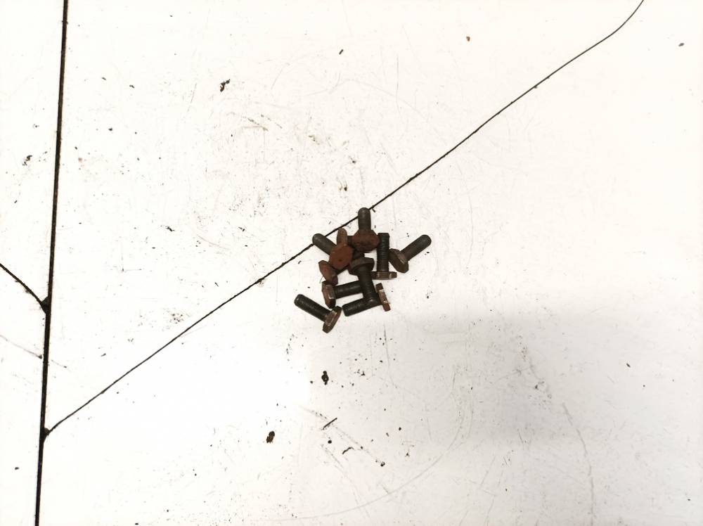 Opel Astra 2001 Flywheel Bolt Screw