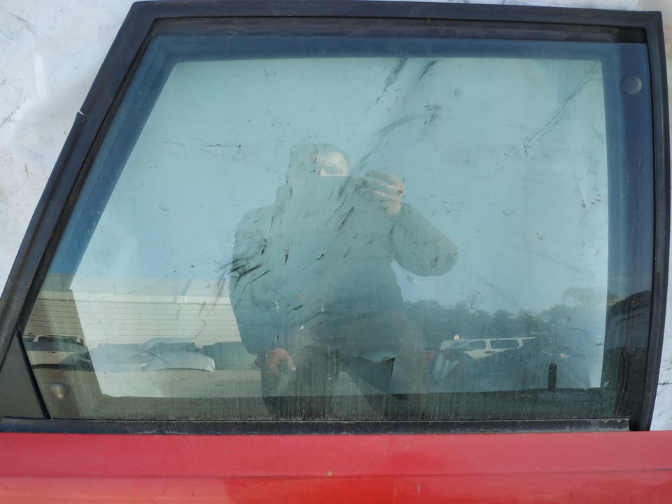 Audi 80 1992 Door-Drop Glass - REAR RIGHT
