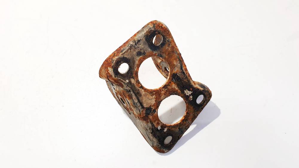 Volkswagen Golf 1998 tilta Stiprinājums-kronšteins - AIZMUGURE PA LABI - Thumbnail 3