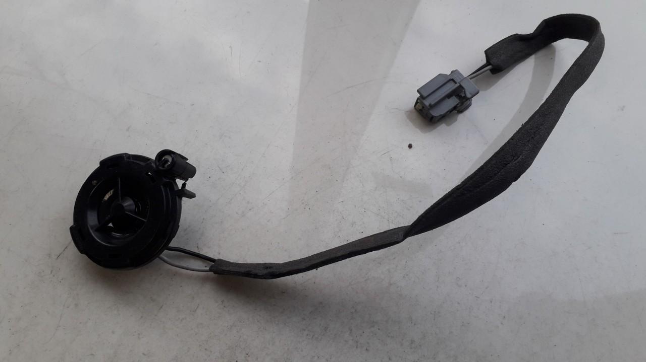 30752085 Volvo V70 2002 Speaker (audio)