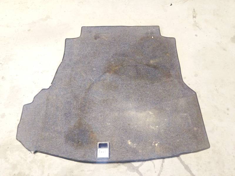 Audi A4 1995 Tavaratilan matto